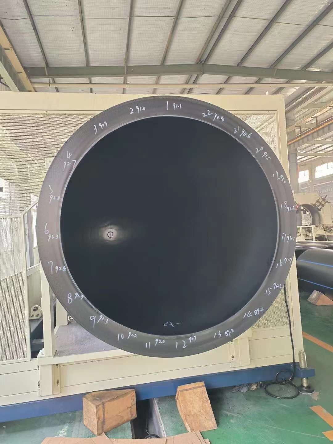 Σωλήνες υψηλού πάχους και μεγάλης διαμέτρου: πώς να αποφύγετε τη χαλάρωση στην εξώθηση σωλήνων