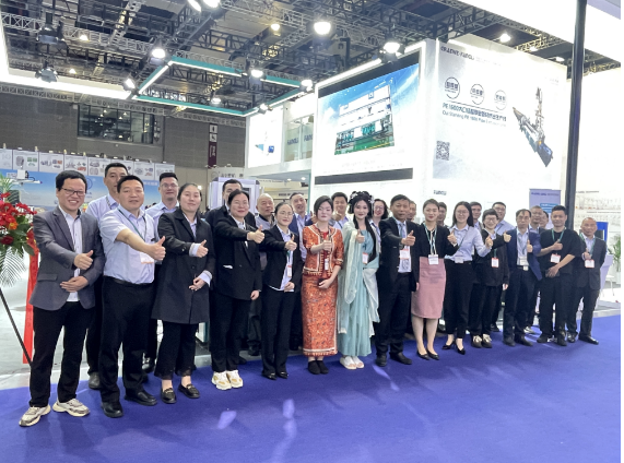 ④ Налаштування температури: установіть нагрівання та попередній нагрів кожної секції та головки