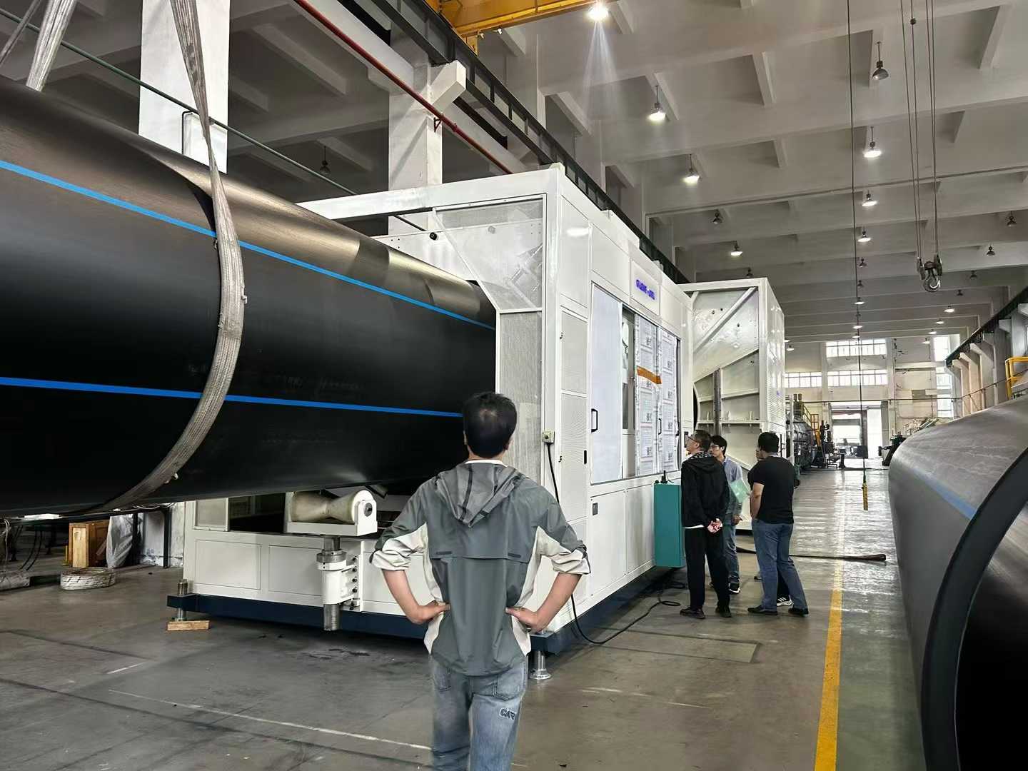 Βασικά σημεία για τον εξοπλισμό εκκίνησης και την τεχνολογία παραγωγής σωλήνων πολυαιθυλενίου με μεγάλες διαμέτρους άνω των 2000 mm